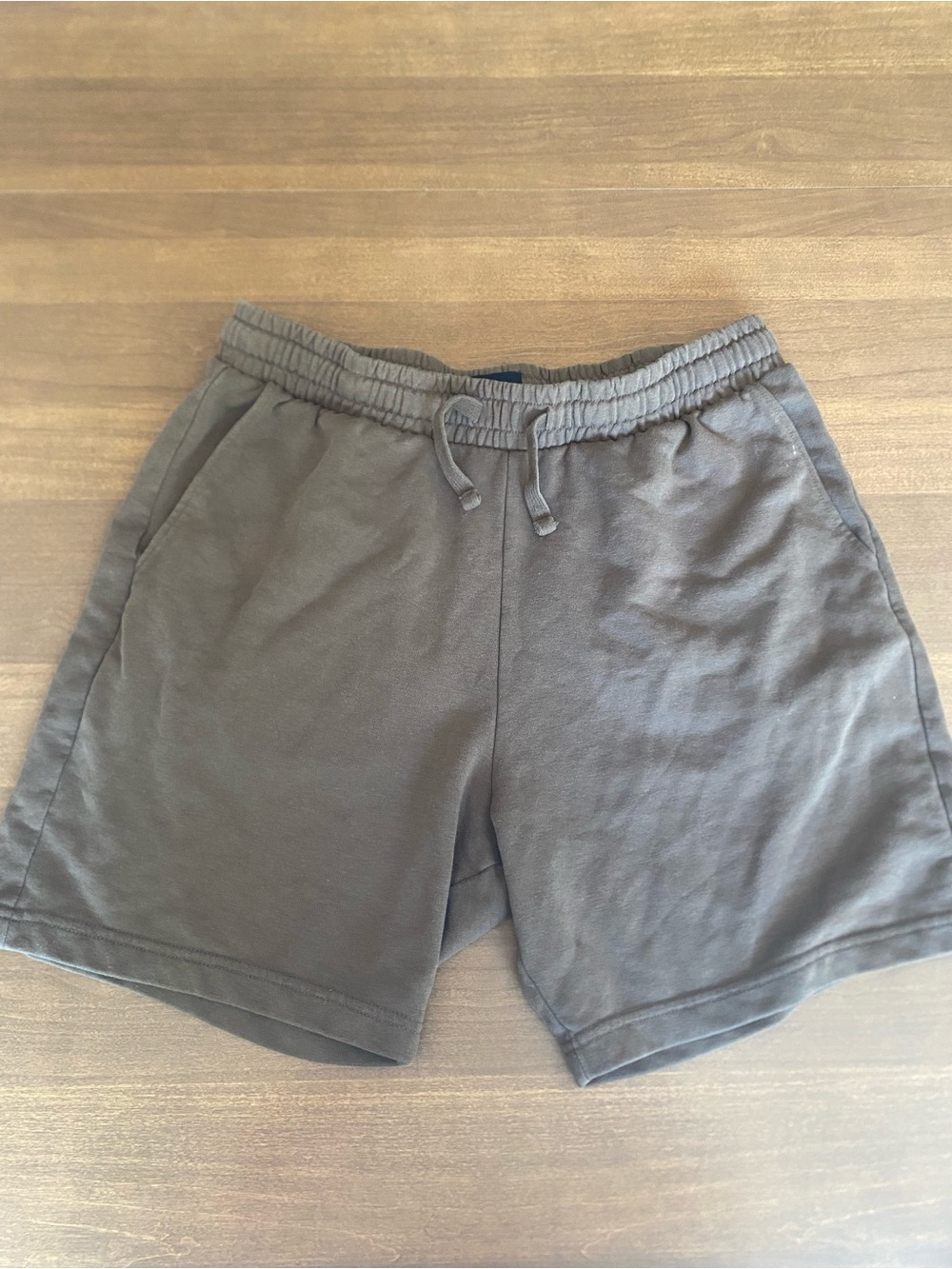 Men’s H&M Brown Standard Fit Jersey Shorts - Medium